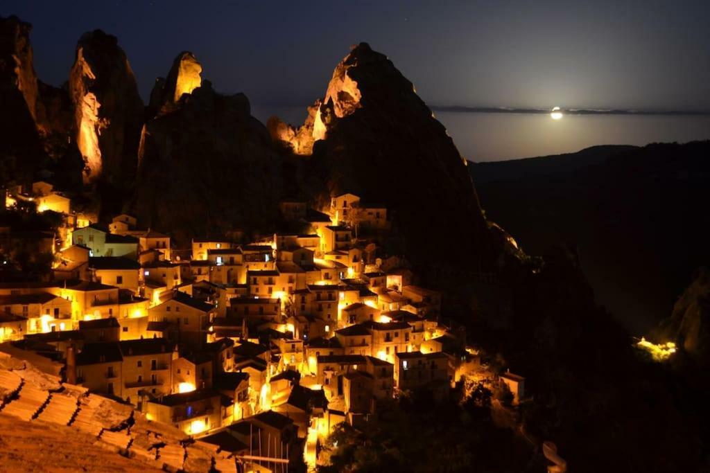 Casa Contadina Leilighet Castelmezzano Eksteriør bilde