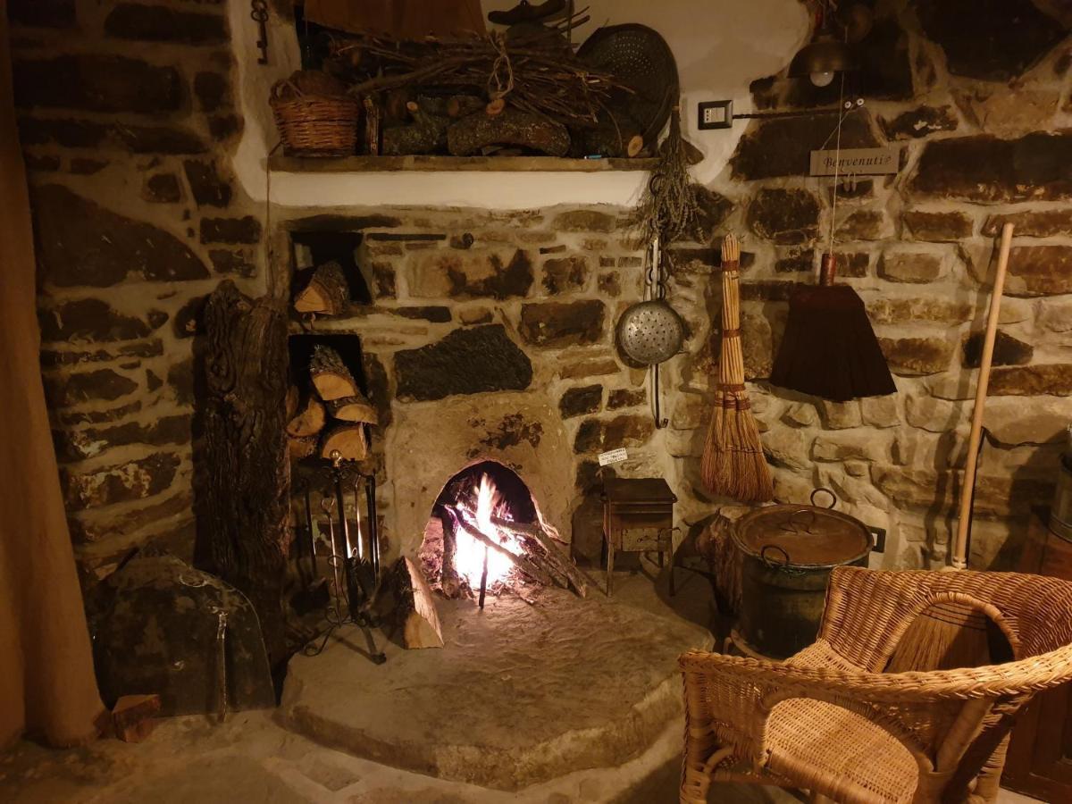 Casa Contadina Leilighet Castelmezzano Eksteriør bilde